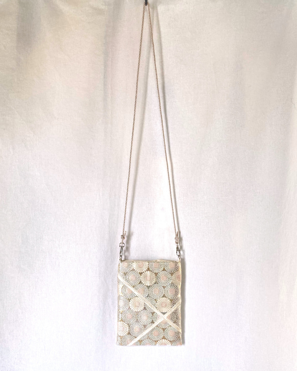 obiサコッシュ 『花尽くし』 帯/シルク/スマホショルダー 3枚目の画像