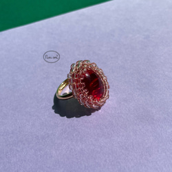 チェコガラスカボションのリング　指輪　ルビーカラー　赤　ピンク　オーバル 4枚目の画像