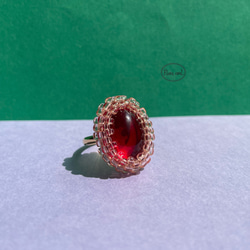 チェコガラスカボションのリング　指輪　ルビーカラー　赤　ピンク　オーバル 2枚目の画像