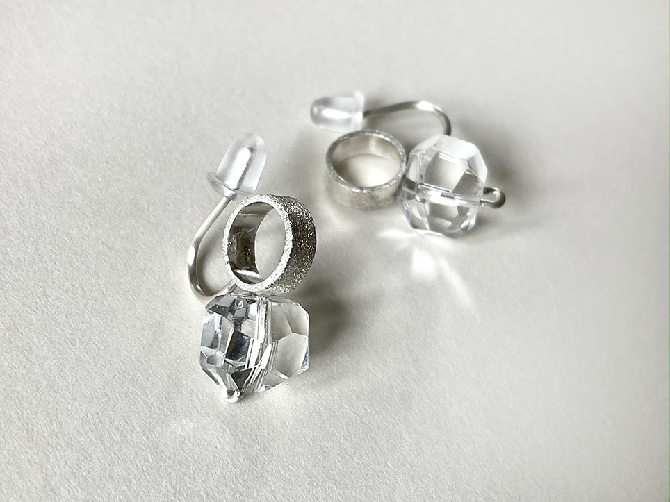 【 silver950・クリスタル・クォーツ  】taika ／ イヤリング