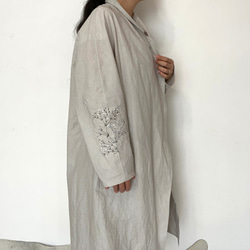 [ Ladies ] カスミソウ刺繍ライトコート -light gray- 梅雨寒軽量アウター 10枚目の画像