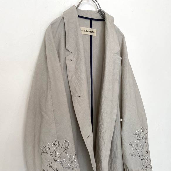 [ Ladies ] カスミソウ刺繍ライトコート -light gray- 梅雨寒軽量アウター 3枚目の画像