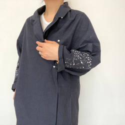 [ Ladies ] カスミソウ刺繍ライトコート -dark navy- 梅雨寒軽量アウター 11枚目の画像