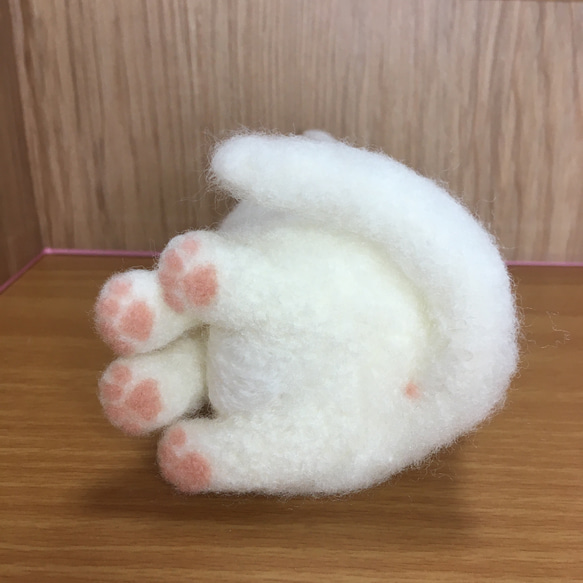 羊毛フェルト　白猫 6枚目の画像