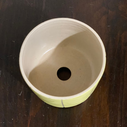 陶器　黄色の植木鉢 3枚目の画像