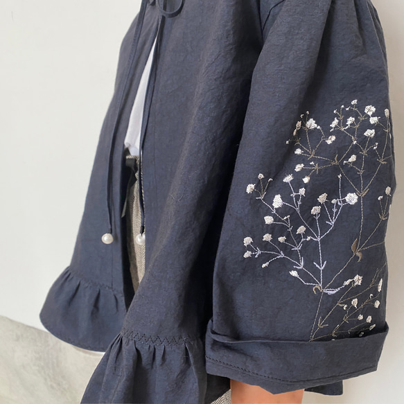 [ 姉妹セット ] カスミソウ刺繍ライトコート 梅雨寒軽量アウター 10枚目の画像