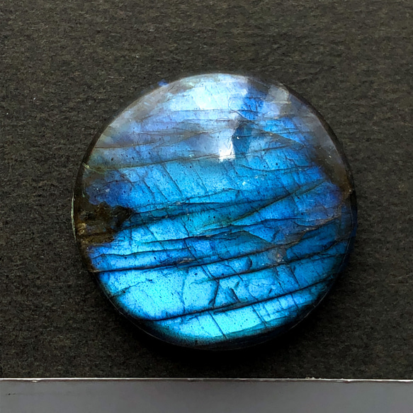 ラブラドライト[592] 27mm 48Cts 円形 ルース ／天然石 ／ カボション