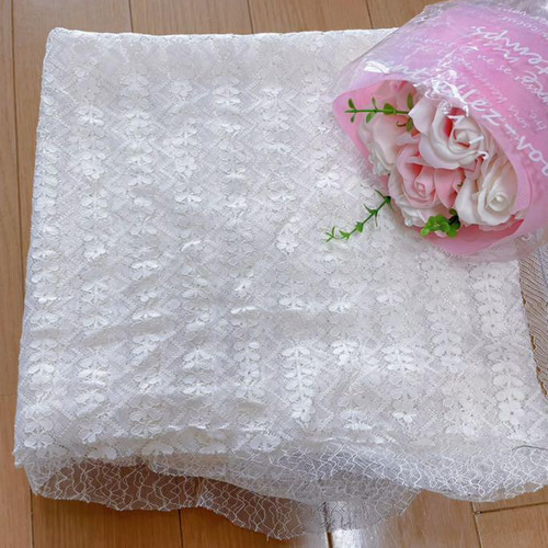 Z60 ホワイト色ボタニカル柄リバーレース生地 クラフト 手芸用品