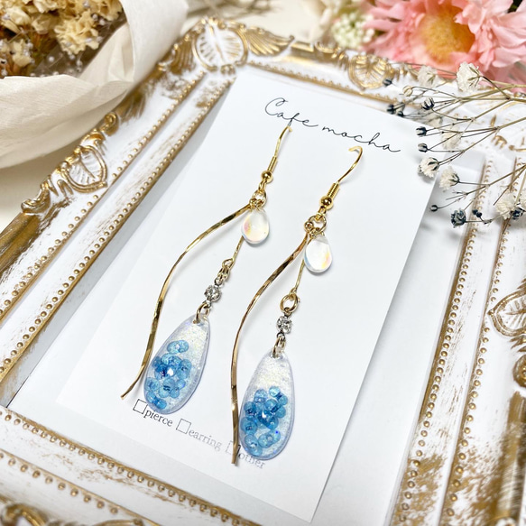 ハンドメイド＊レジン ピアス 雫 ひねり ドロップ チェコビーズ 