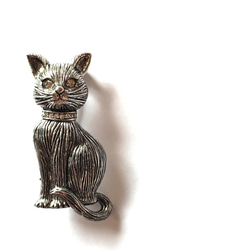 【ビンテージ 　ラインストーン　猫　 のブローチ】ネコ 3枚目の画像