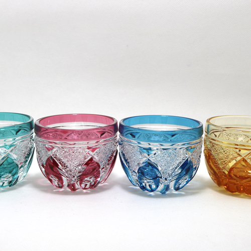 江戸切子 ぐいのみ 六華 金赤 木箱入り おちょこ・ぐい呑み・徳利 江戸