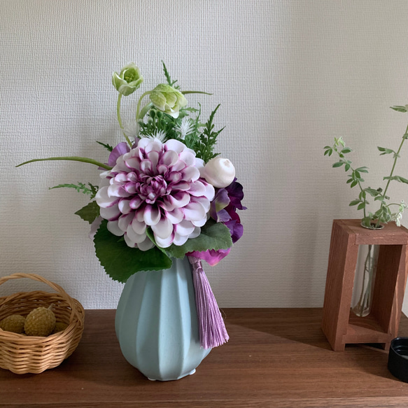 ダリアのお供花〜和モダン〜 1枚目の画像