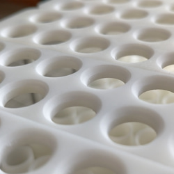 傾けたり外す事が出来る色鉛筆スタンド 60本用 11枚目の画像