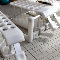 傾けたり外す事が出来る色鉛筆スタンド 60本用 10枚目の画像