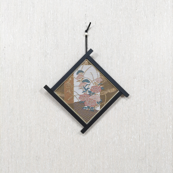 壁掛け　和風 かべ飾り　古布・小花　NO.1 1枚目の画像
