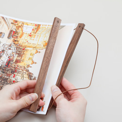 木製 壁掛け ホルダー 子供の絵 カレンダー ポスター メモ 写真 北欧 アートフレーム マルチホルダー マグネット内蔵 3枚目の画像