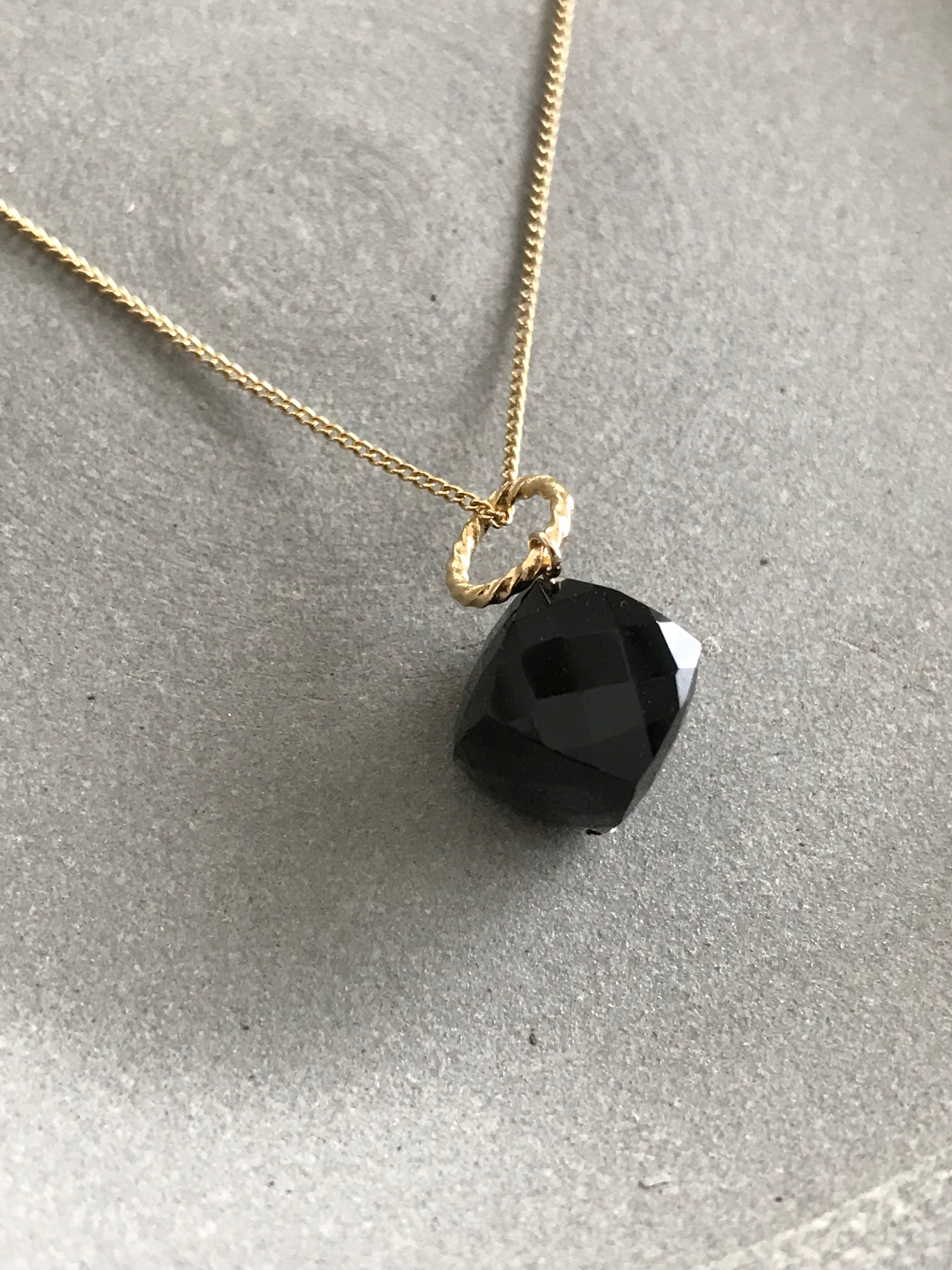 【MISSOMA】ブラック オニキス タグ ペンダント ネックレス 彫刻 メンズ＞純金 ブラックオニキス 龍ペンダント（ネックレス紐付き