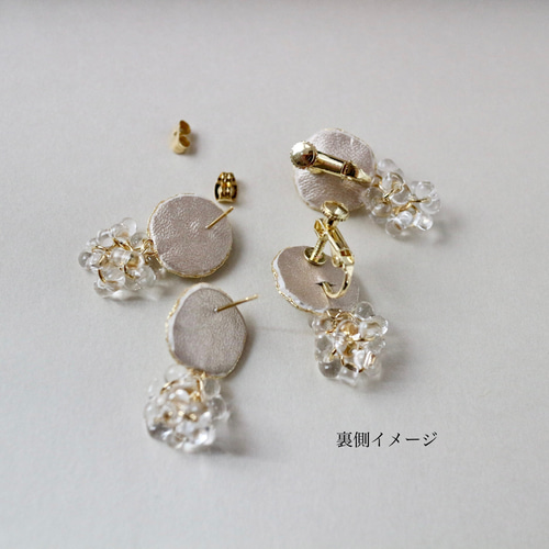 チェコファルファーレ×花のビーズ刺繍ピアス・イヤリング 