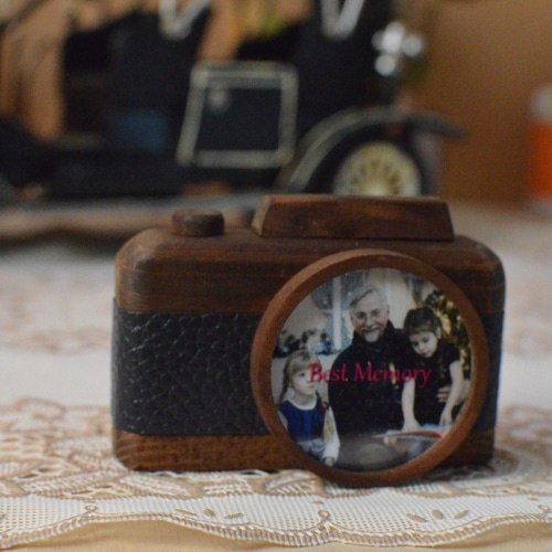 冬限定2025 渋くてかっこいい！男性向け小ぶりのカメラ型フォト