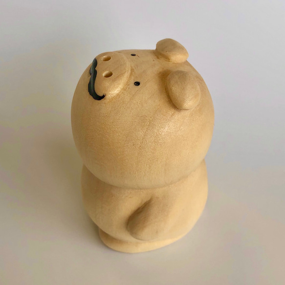 鼻からようじが出る木彫りのヒゲブタ（父の日限定作品） 7枚目の画像