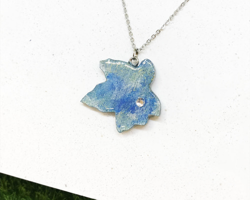 シルバーブルー】-メープルリーフネックレス ネックレス