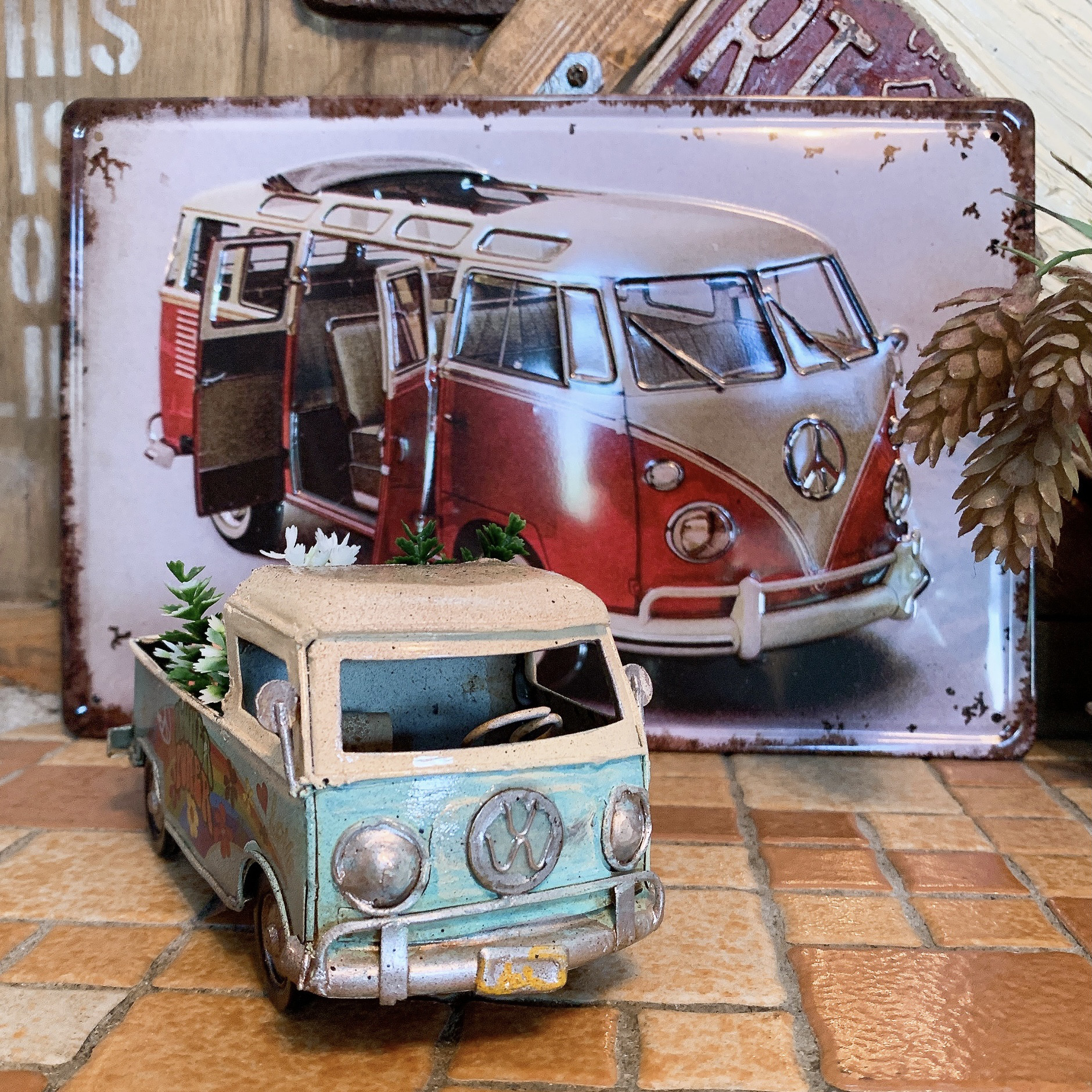 タイプ2 ピックアップ Ver.③/ アンティーク ワーゲンバス/ Pig フラワーアレンジメント/