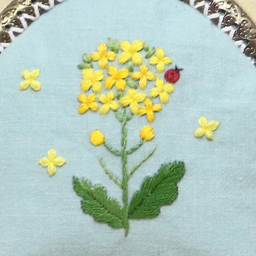 菜の花 刺繍 がま口 ミニポーチ 手刺繍 縫い付け がま口 Himirolis