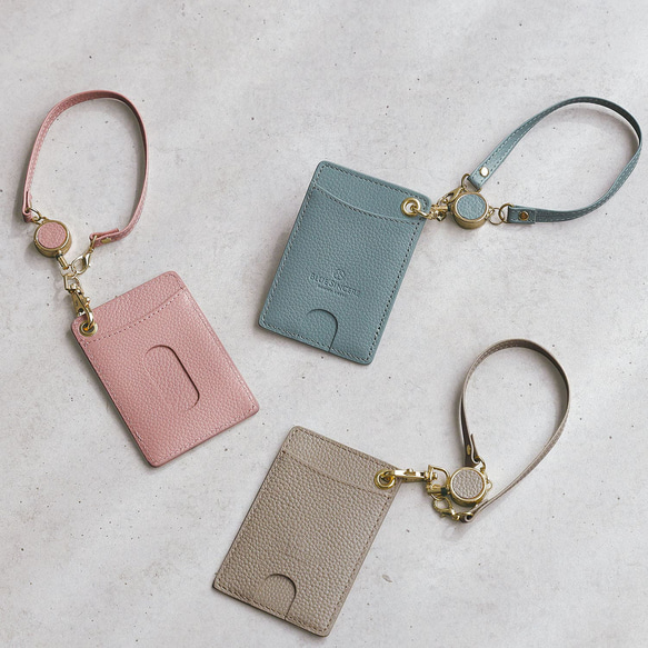 薄型 リール付き パスケース 】 本革 コンパクト定期入れ 軽量 スリム