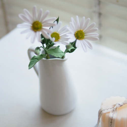 人気急上昇！クレイフラワーマーガレット 一輪挿し・花瓶・花器