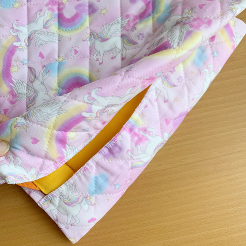 そのままかぶれる防災頭巾カバー♪ ピンク＆ユニコーン 雑貨・その他