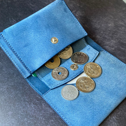 名刺入れサイズで胸ポケットに収まる_薄マチ二つ折りミニ財布【イタリアンレザー】コンパクトサイズ_ターコイズ 7枚目の画像