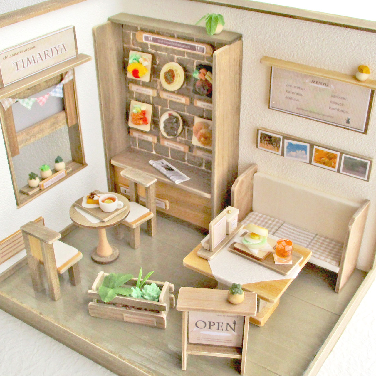 あなただけの洋食屋さん＊お名前入り　ミニチュア・ミニチュアフード・ドールハウス(幅22㎝奥17cm高17㎝)