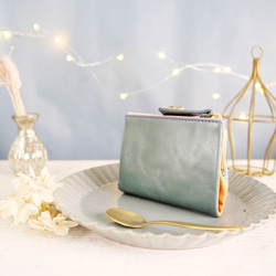 ｷｭｲｰﾙﾃﾞｿﾝ 新色　コンパクトなのに大容量な二つ折り財布 大人かわいいが詰め込まれたがま口 《ブルー》CU151 2枚目の画像