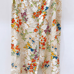 着物　パジャマ　白　四季草　菊　桔梗　萩　和柄　和風　アップサイクル　シルク　サスティナブル　 4枚目の画像