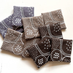 再再再販⭐︎グレー×白⭐︎北欧風刺繍コースター⭐︎刺し子 6枚目の画像