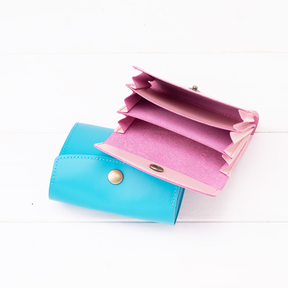 アコーディオンタイプのレザーミニ財布 マチが邪魔にならないお財布 カードケースにも使える 蛇腹の本革ミニ財布 9枚目の画像
