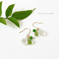 14kgf crystal × peridot pierce 1枚目の画像