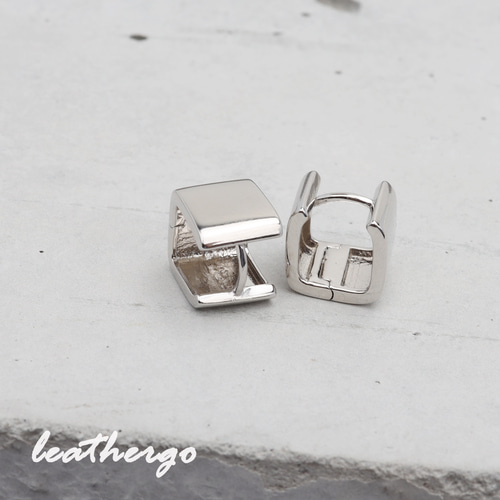 シルバー925 Sterling ワイドフープピアス/軽研磨仕上げ/両耳 シルバー925 Sterling ワイドデザインフープピアス/軽研磨仕上げ