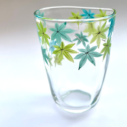 ガラスのタンブラー　青楓柄 2枚目の画像