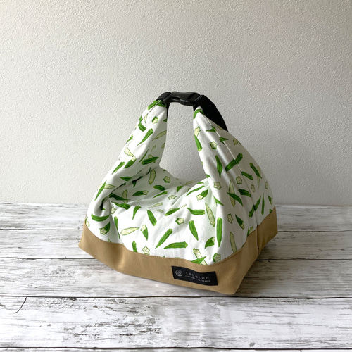 受注生産〕コンビニ弁当が入る！洗えるワイドランチバッグ（ベジタブル
