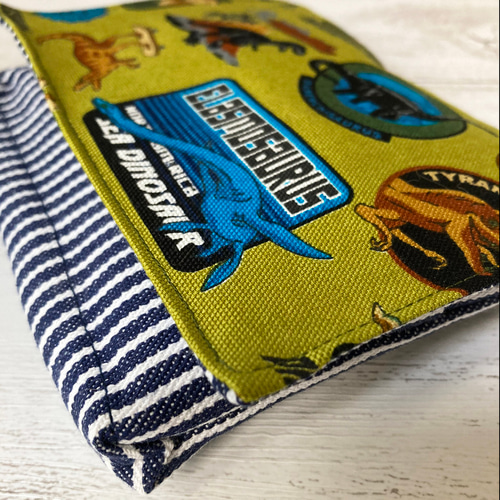 移動ポケット 恐竜ワッペン柄 マチあり クリップつき その他入園グッズ