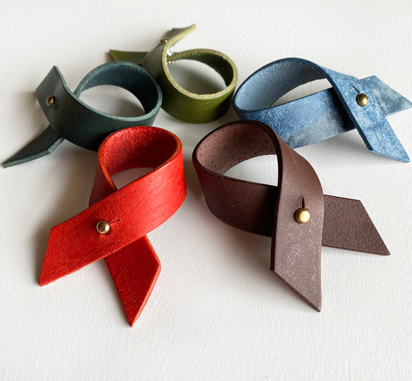 No.537 染色タグ 帽子サボテンタグ 革タグ レザータグ ハンドメイド