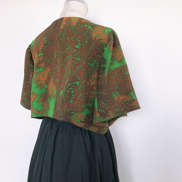 "極上ボレロ" 縮緬着物リメイク 緑 茶 カーディガン ギャザーフレアスリーブ ドレス 和柄 一点物（A602） 5枚目の画像