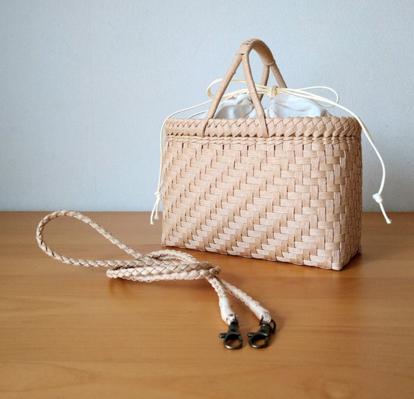 2wayタイプ 網代編みミニかごバッグ 薄ベージュ☆ かごバッグ
