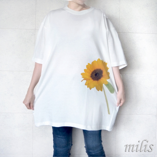 向日葵確認ページ 向日葵のビッグシルエットTシャツ：XXL Tシャツ milis 通販