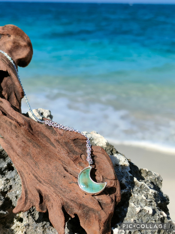 夜光貝とシルバーの月ネックレス ネックレス・ペンダント 工房