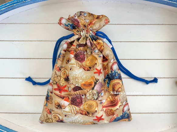 裏地付き巾着袋　30(23)×22cm　ビーチコーミング　シェルビーチ柄　ブラウン 3枚目の画像