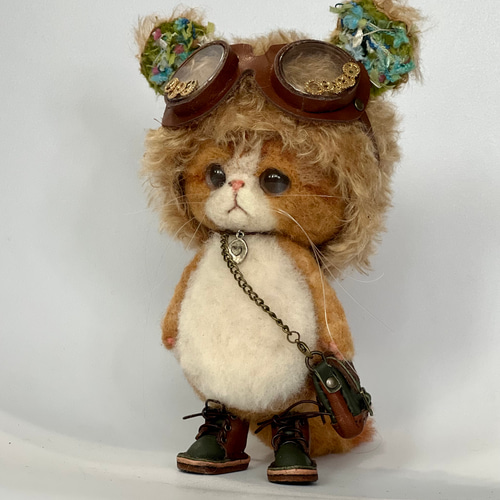 くまみみ帽子のごーぐるにゃんこ ぬいぐるみ 羊毛フェルト ブサカワ