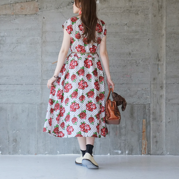 Decollete Beautiful Dots &amp; Floral Cache-coeur 連衣裙 (22s-18) 古 第5張的照片