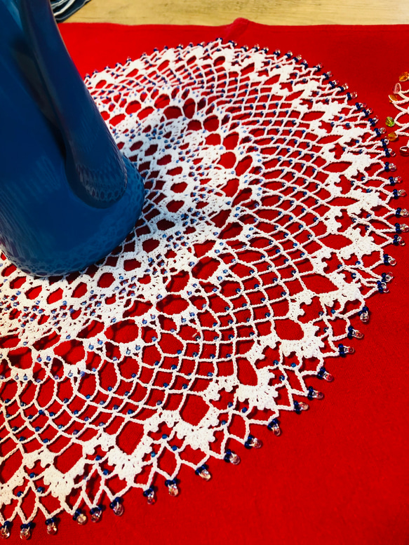 【新作】NOKOのカラフルレース編み　あじさい色のテーブルセンター（43cm） 2枚目の画像